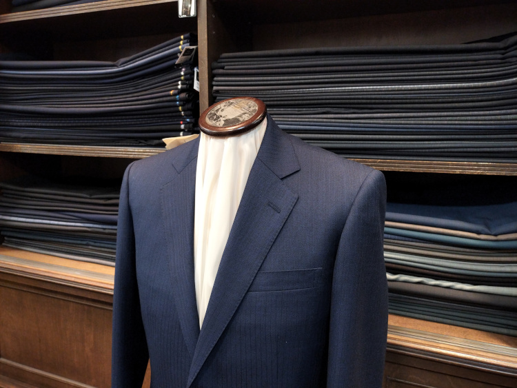 【ゴリタさん専用】麻布テーラー ドーメル（DORMEUIL） ネイビー無地 DORMEUIL ネイビースーツ - ブログ｜大阪のオーダースーツ専門店